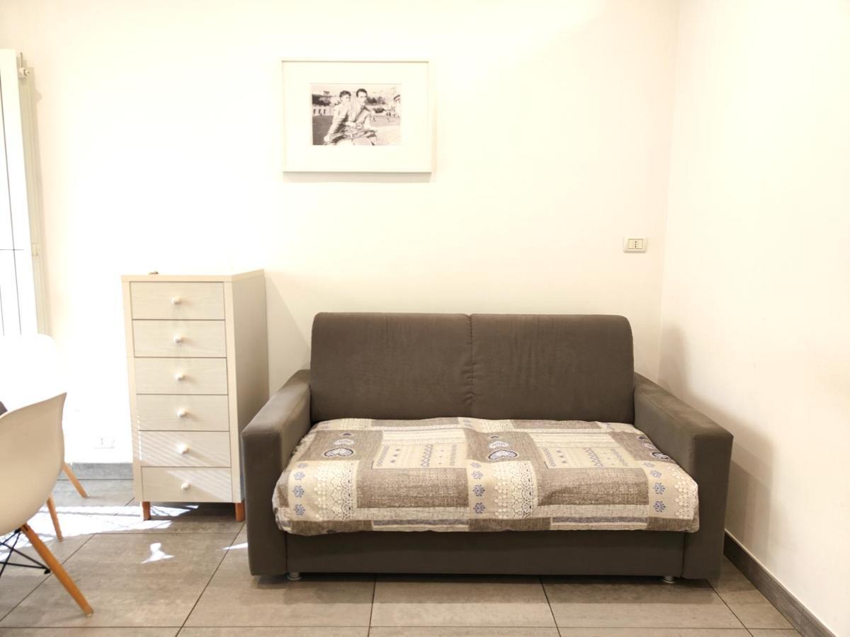 Hostdomus - Terry Suite Turín Exterior foto